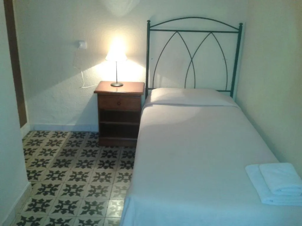 Hostal Santa Teresa Reus 2*,