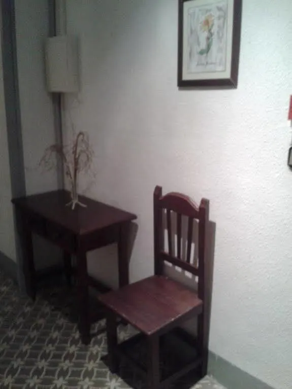 Hostal Santa Teresa Reus 2*,