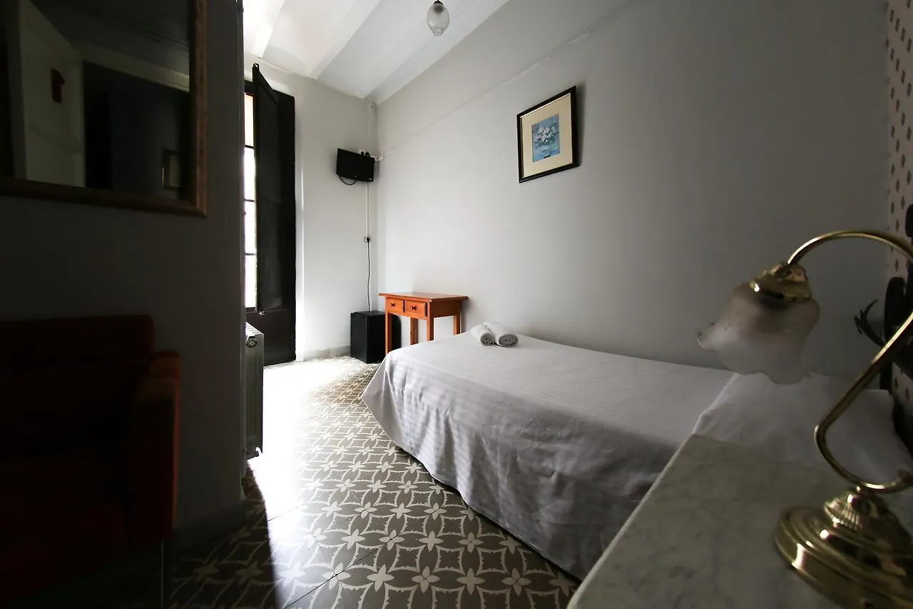 Hostal Santa Teresa Reus Spagna
